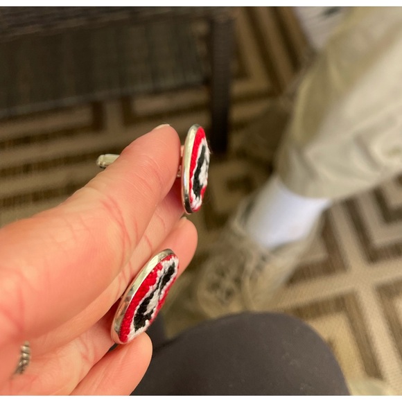 Needlepoint cufflinks - Picture 2 of 4